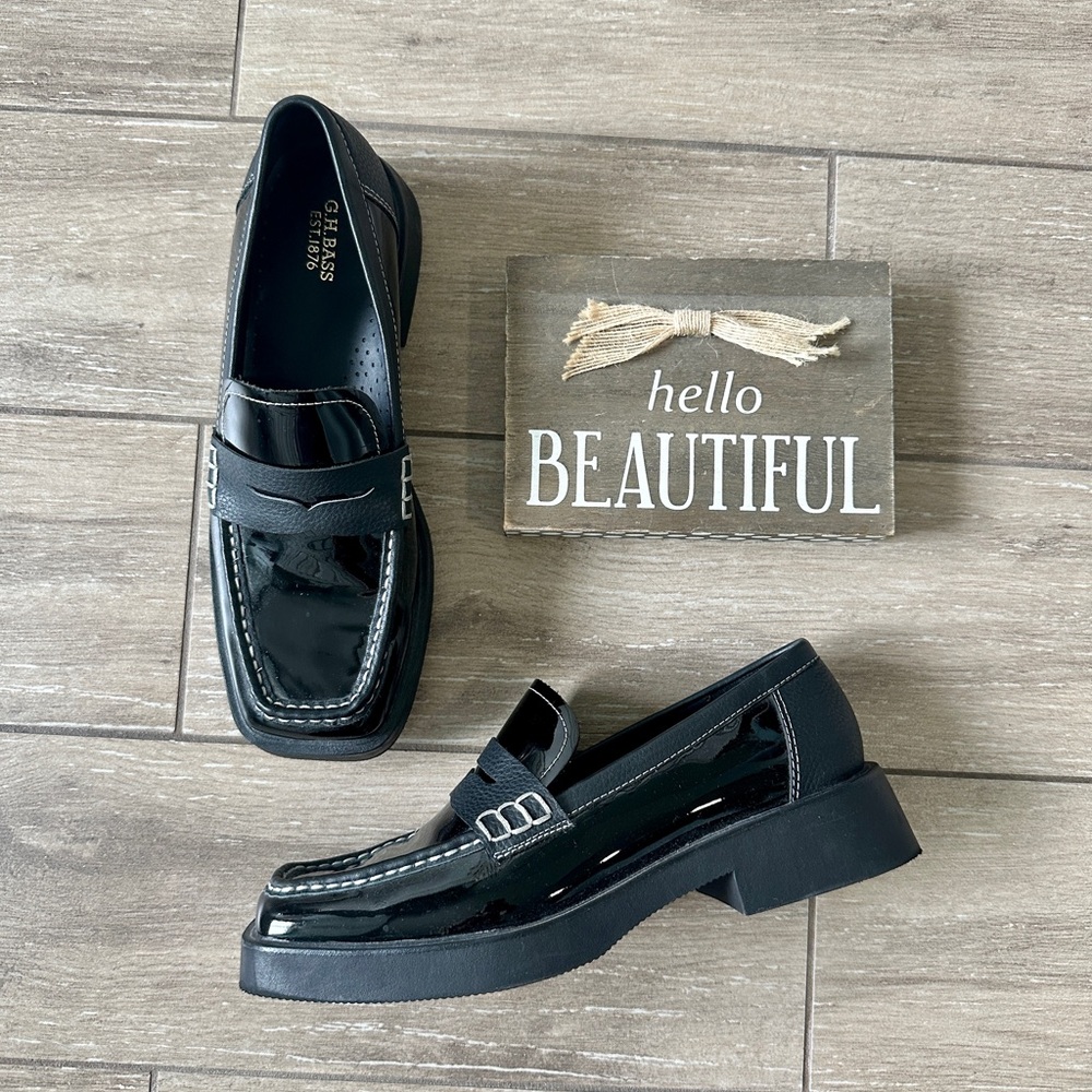 Anthropologie G.H. Bass & Co Whitney black Patent leather loafers square toe